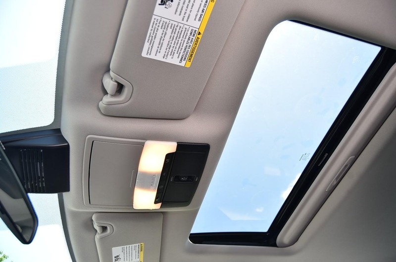 Nissan Altima Vehicle Image 21