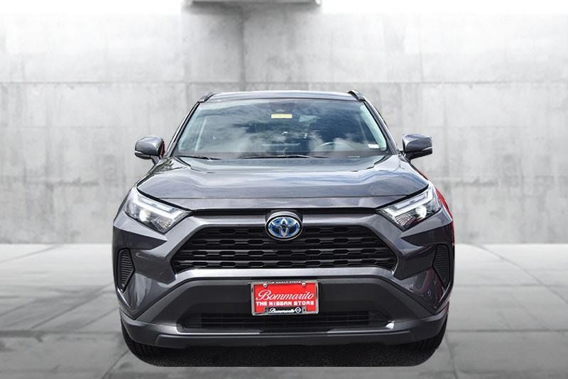 Toyota RAV4 Hybrid Vehicle Image 04
