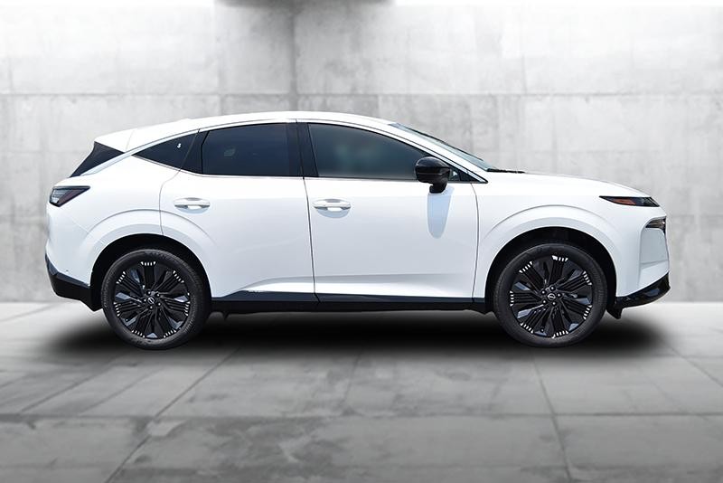 Nissan Murano Vehicle Image 05
