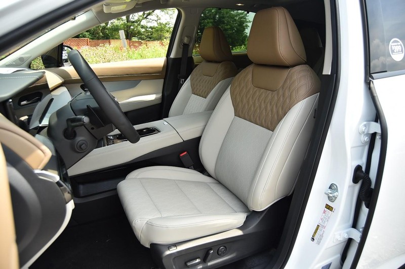 Nissan Murano Vehicle Image 23