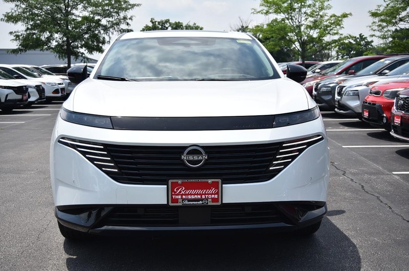 Nissan Murano Vehicle Image 04