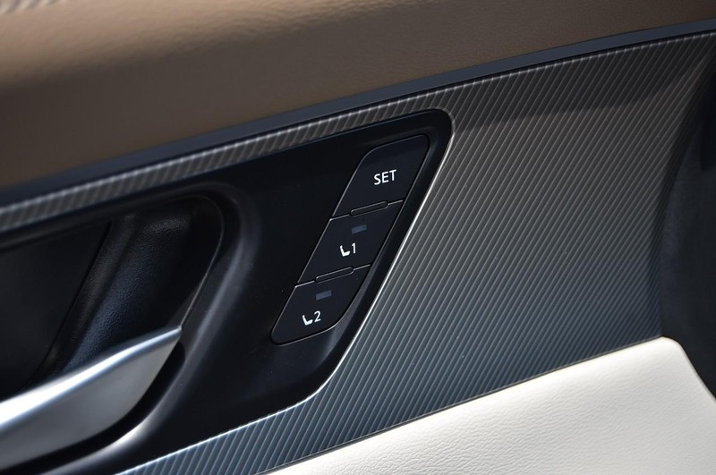 Nissan Murano Vehicle Image 10