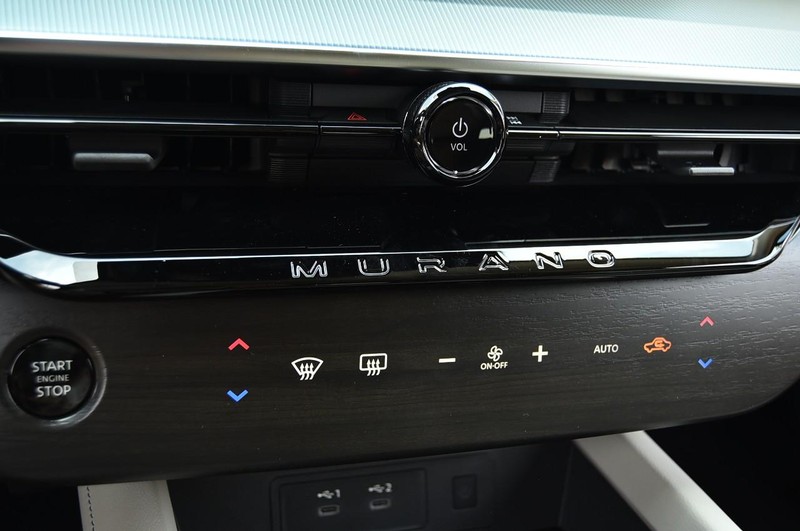 Nissan Murano Vehicle Image 19