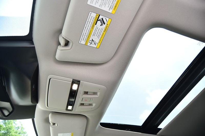 Nissan Murano Vehicle Image 25