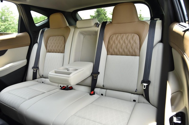 Nissan Murano Vehicle Image 26