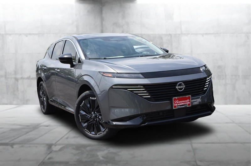 Nissan Murano Vehicle Image 02