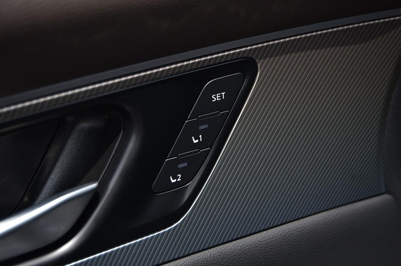 Nissan Murano Vehicle Image 10