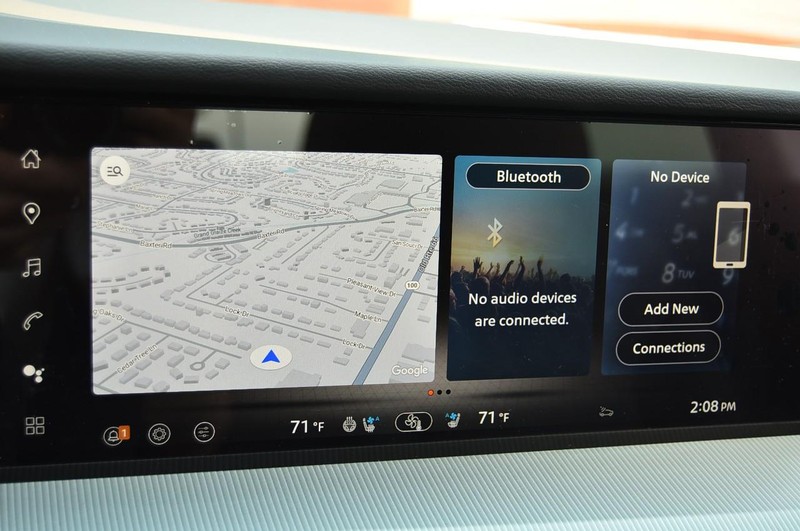 Nissan Murano Vehicle Image 15