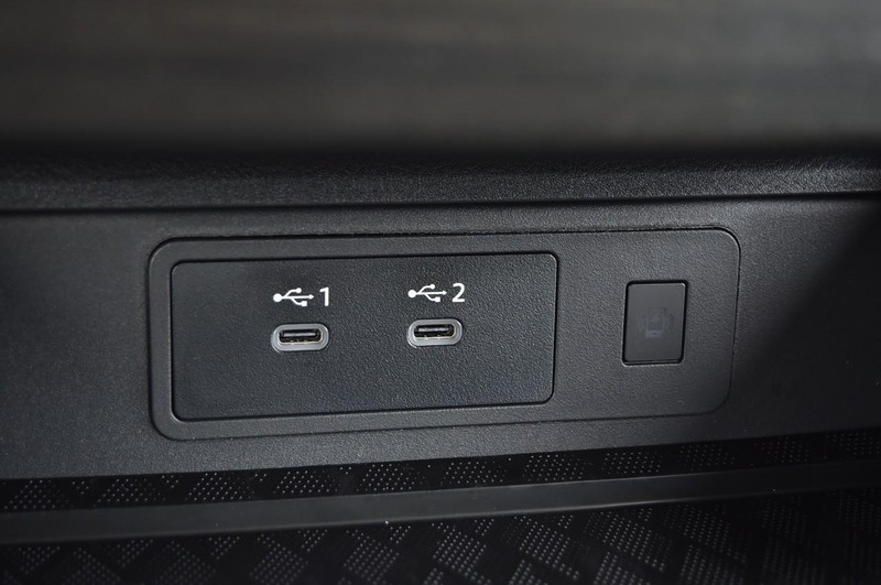 Nissan Murano Vehicle Image 20