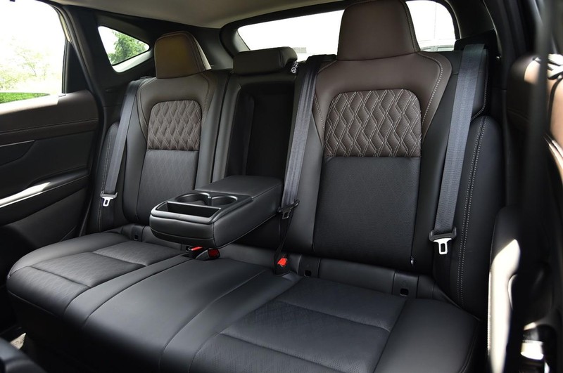 Nissan Murano Vehicle Image 26
