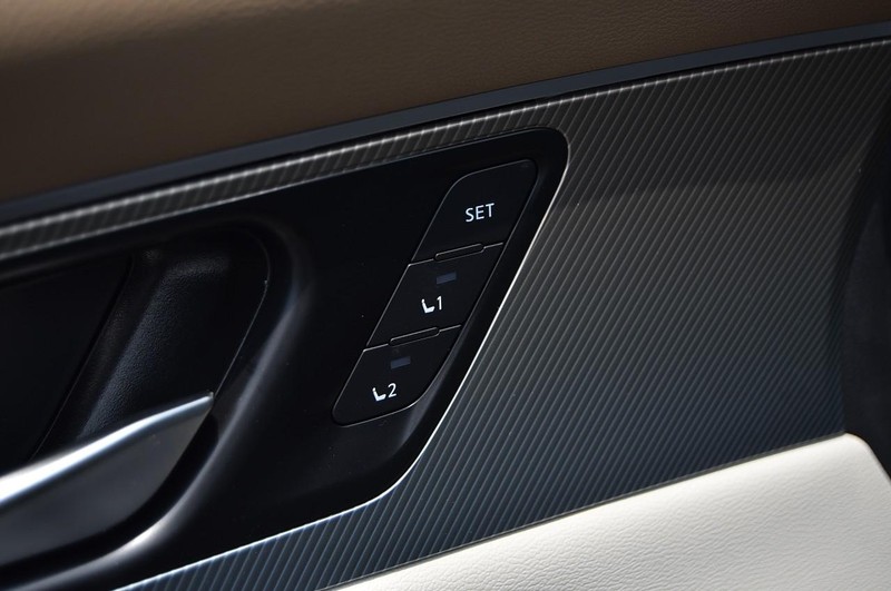 Nissan Murano Vehicle Image 10