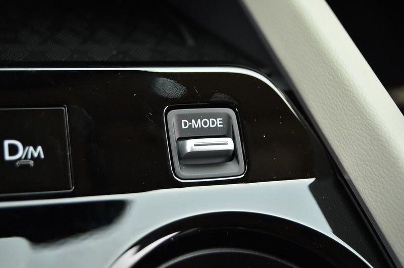 Nissan Murano Vehicle Image 21
