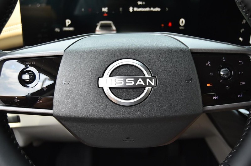 Nissan Murano Vehicle Image 22