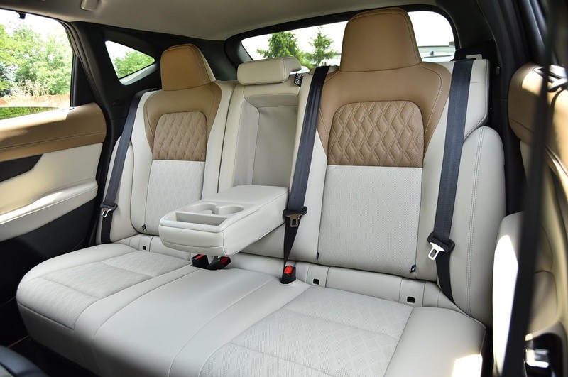 Nissan Murano Vehicle Image 26