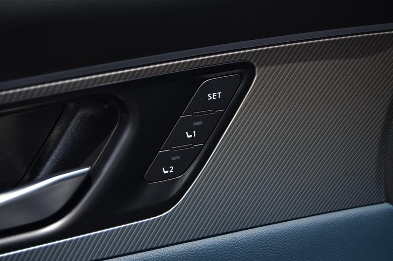 Nissan Murano Vehicle Image 10