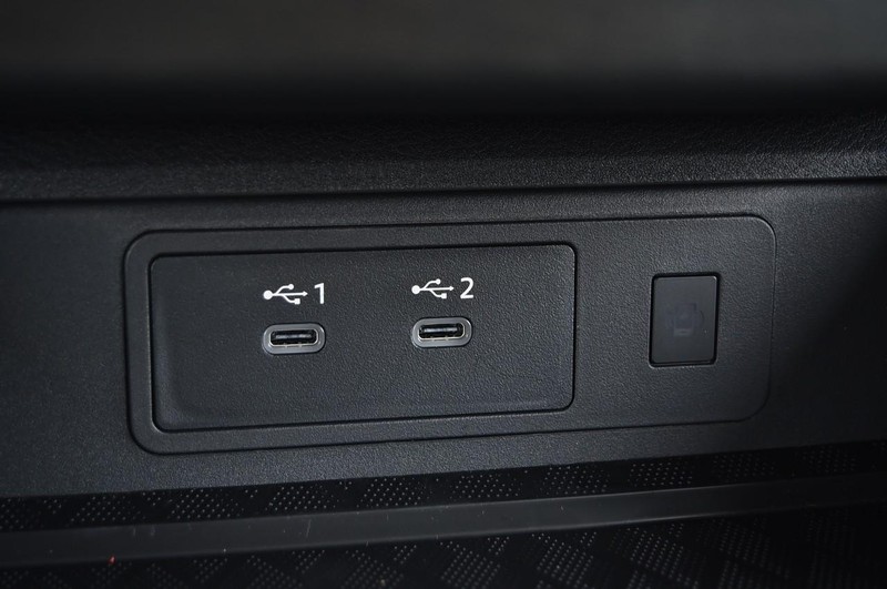 Nissan Murano Vehicle Image 20