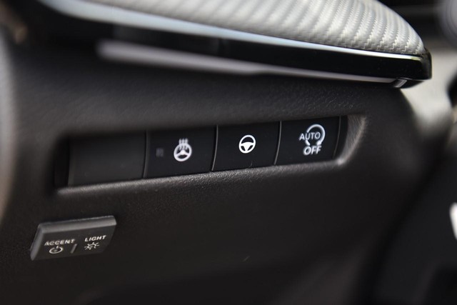Nissan Kicks Vehicle Image 11