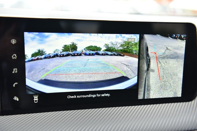Nissan Kicks Vehicle Image 15