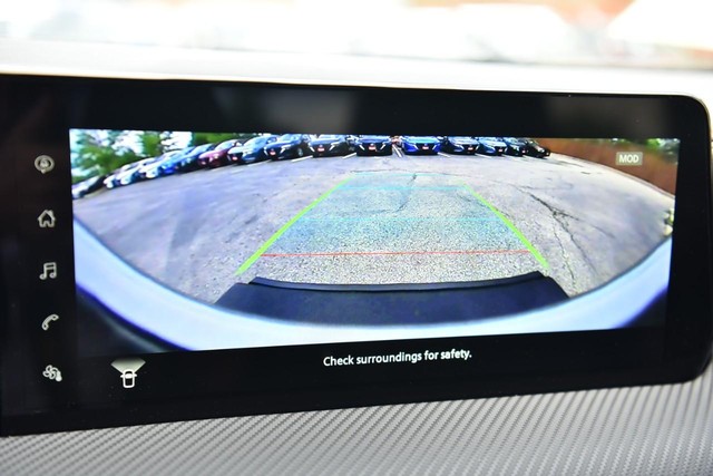 Nissan Kicks Vehicle Image 16