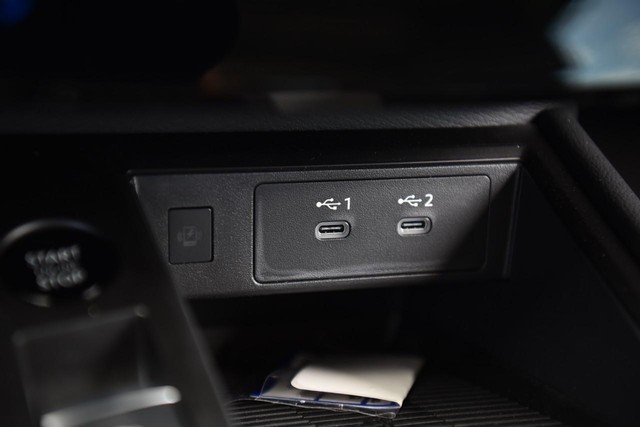 Nissan Kicks Vehicle Image 19