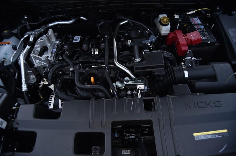 Nissan Kicks Vehicle Image 23