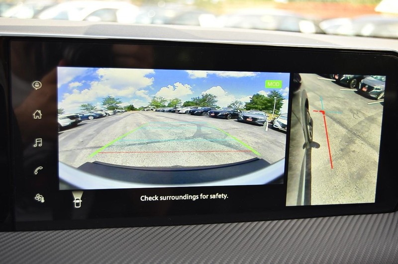 Nissan Kicks Vehicle Image 15
