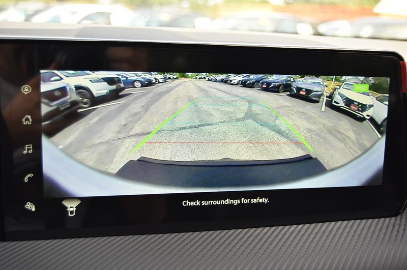 Nissan Kicks Vehicle Image 16