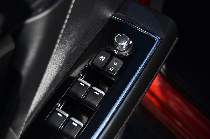 Mazda CX-9 Vehicle Image 09