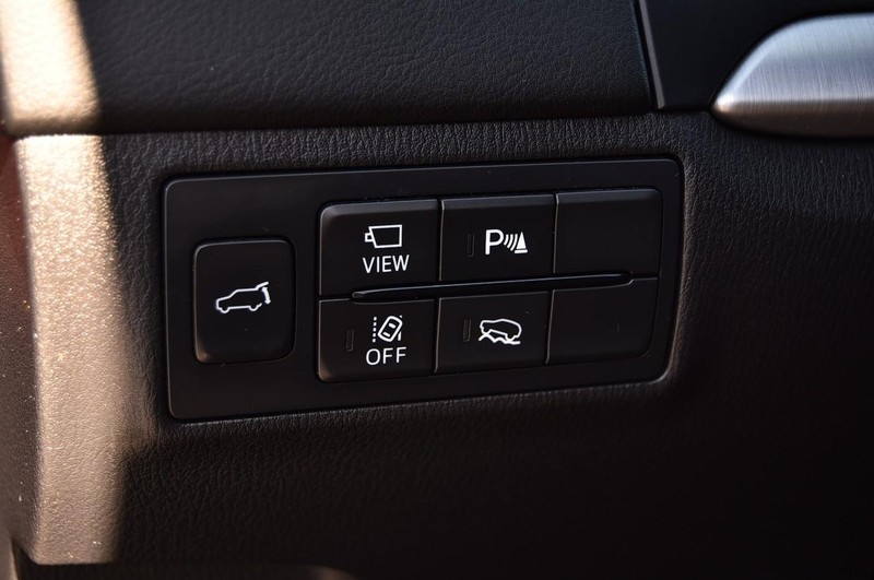 Mazda CX-9 Vehicle Image 11