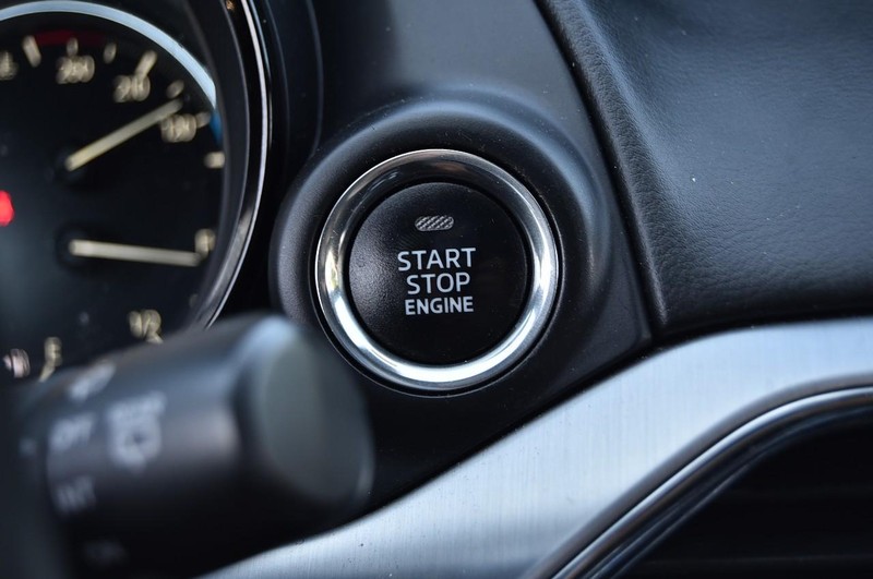 Mazda CX-9 Vehicle Image 18