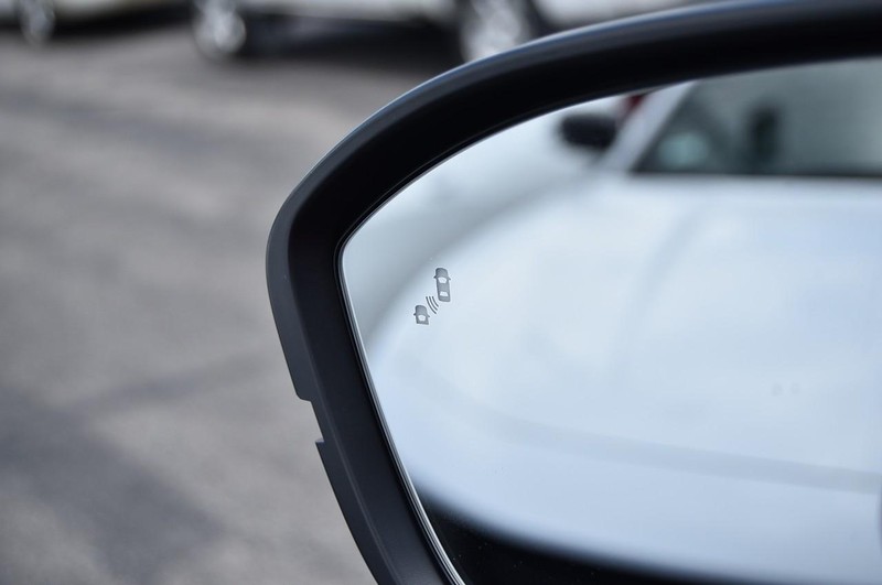 Nissan Pathfinder Vehicle Image 10