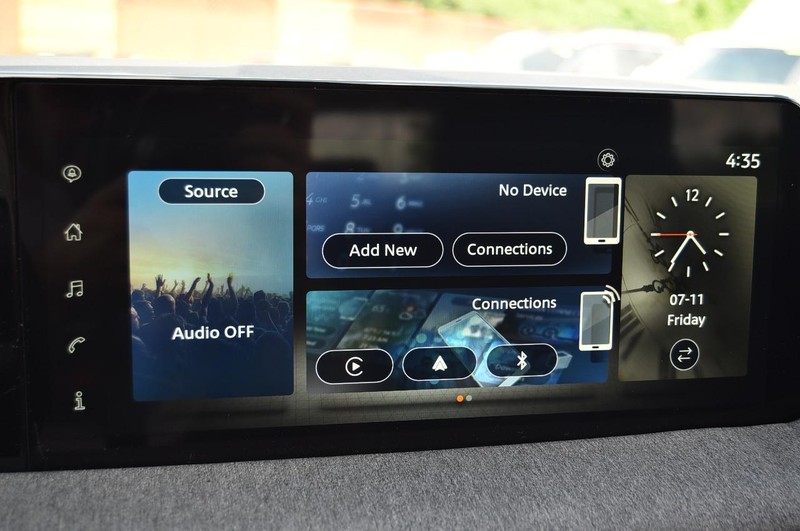 Nissan Kicks Vehicle Image 13