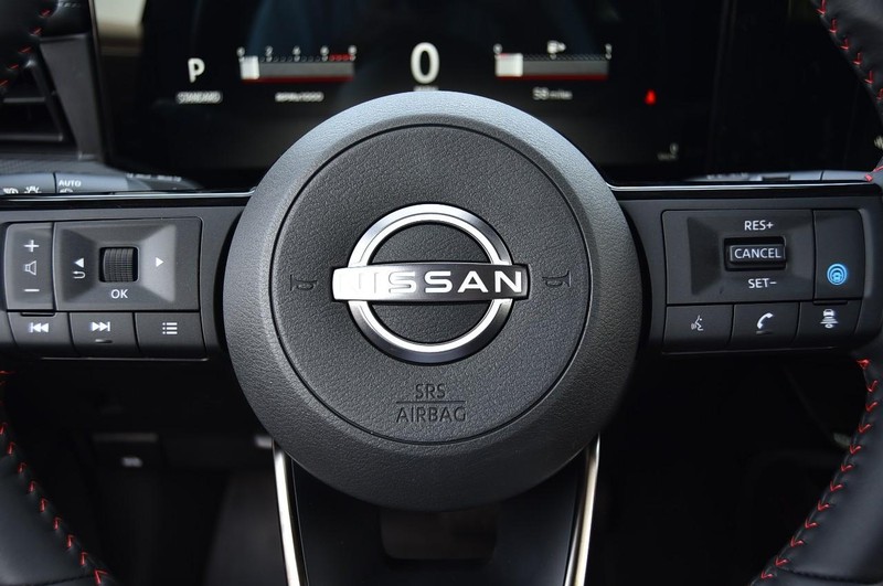 Nissan Kicks Vehicle Image 23