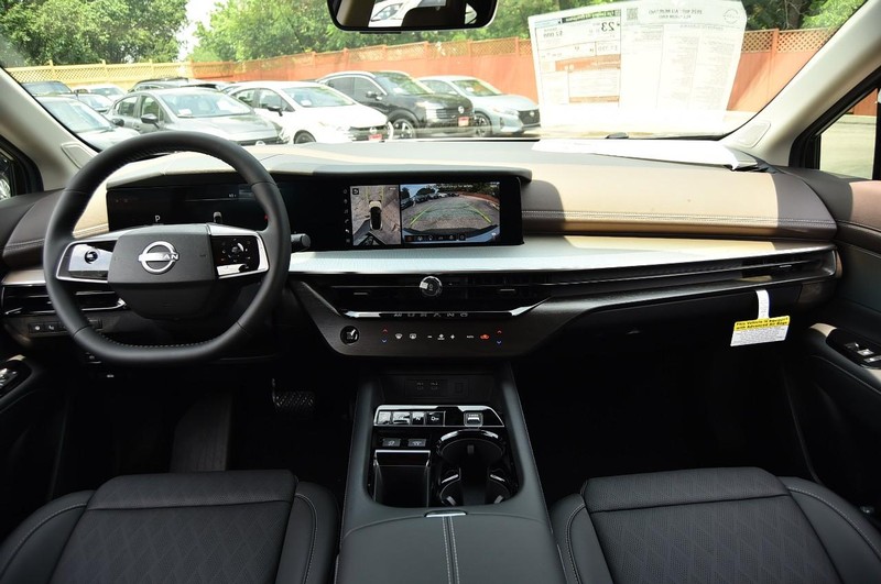 Nissan Murano Vehicle Image 08