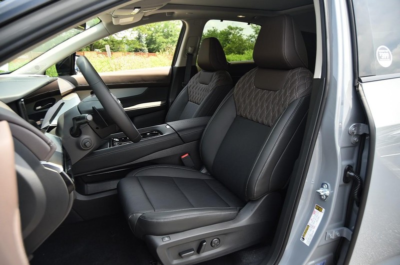 Nissan Murano Vehicle Image 23