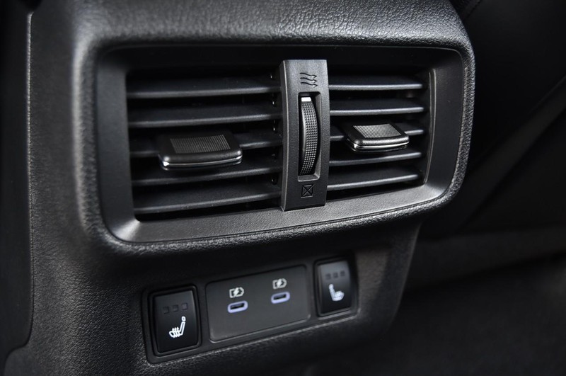 Nissan Murano Vehicle Image 27