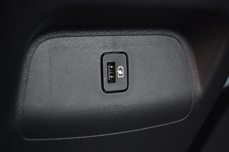 Nissan Sentra Vehicle Image 22