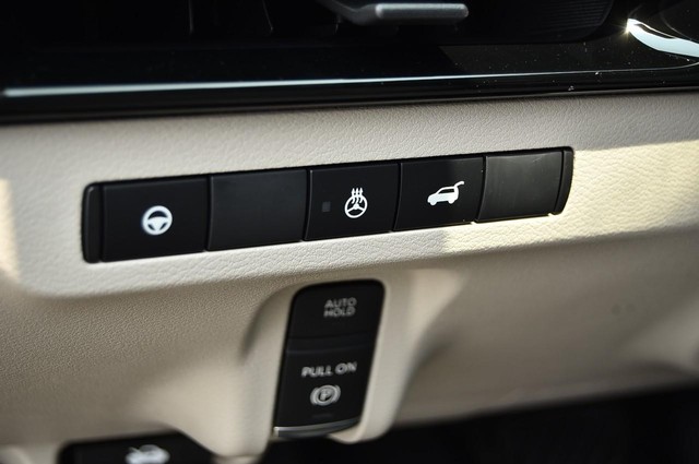 Nissan Murano Vehicle Image 12