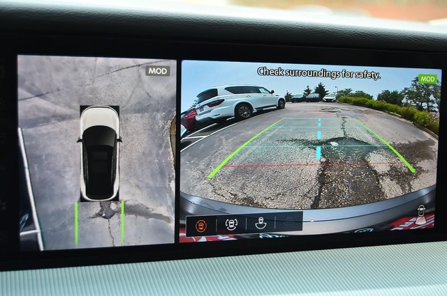 Nissan Murano Vehicle Image 14