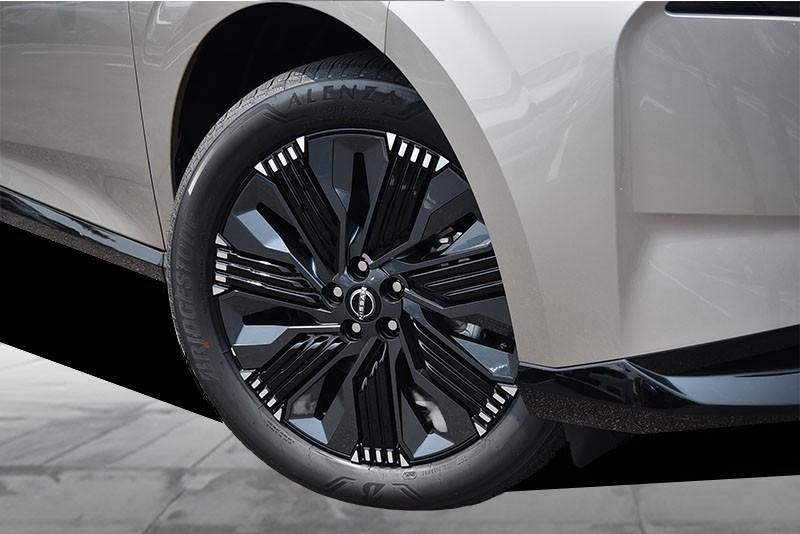 Nissan Murano Vehicle Image 03