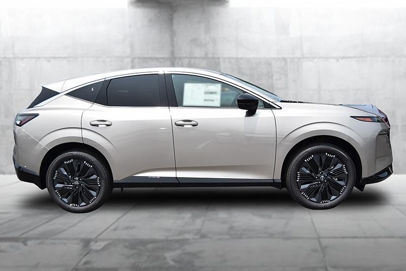Nissan Murano Vehicle Image 05