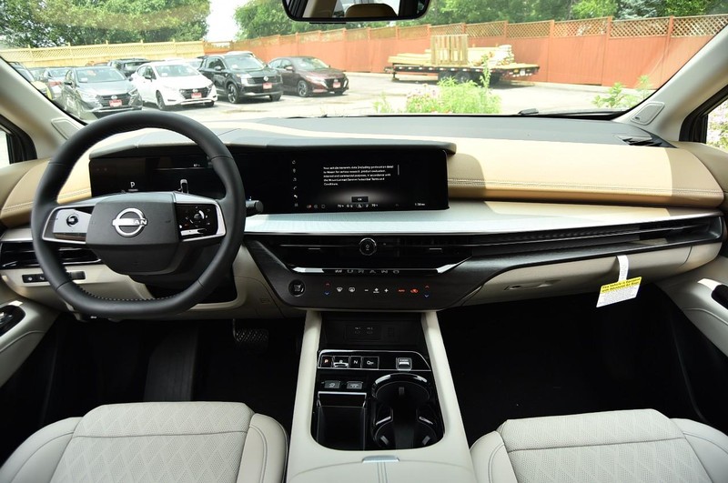 Nissan Murano Vehicle Image 08