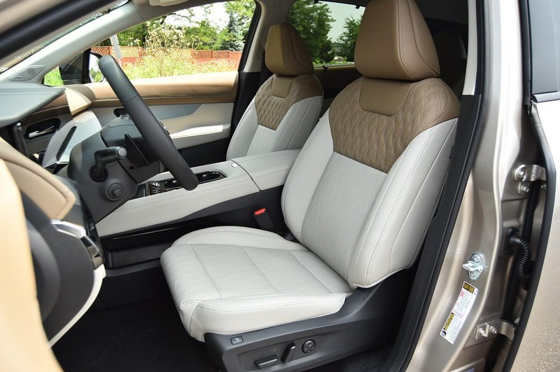 Nissan Murano Vehicle Image 24