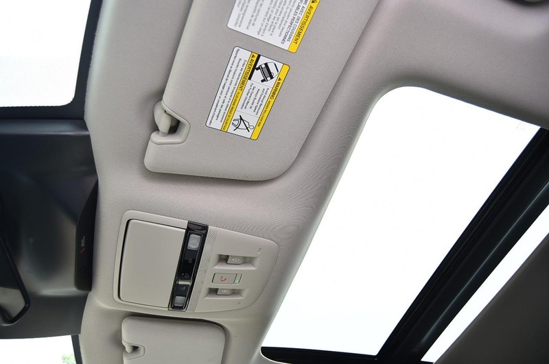 Nissan Murano Vehicle Image 26