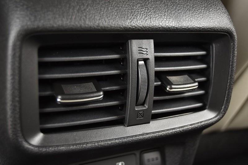 Nissan Murano Vehicle Image 28