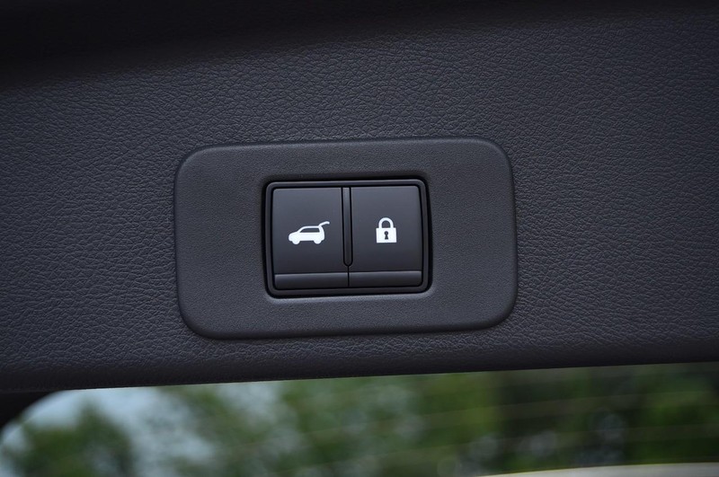 Nissan Murano Vehicle Image 31