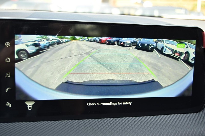 Nissan Kicks Vehicle Image 16