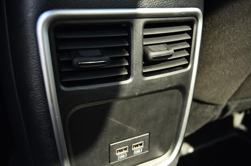 Dodge Charger Vehicle Image 21