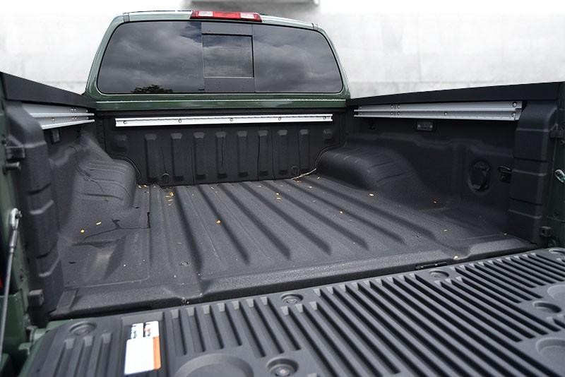 Nissan Frontier Vehicle Image 07