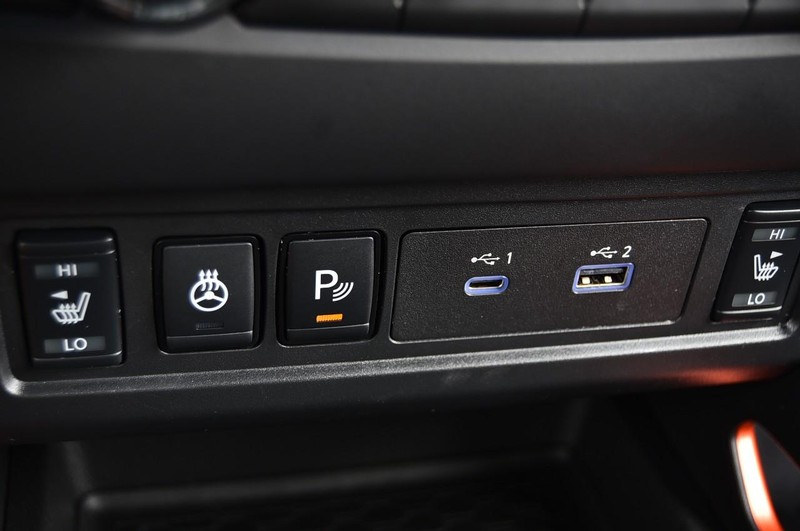 Nissan Frontier Vehicle Image 21
